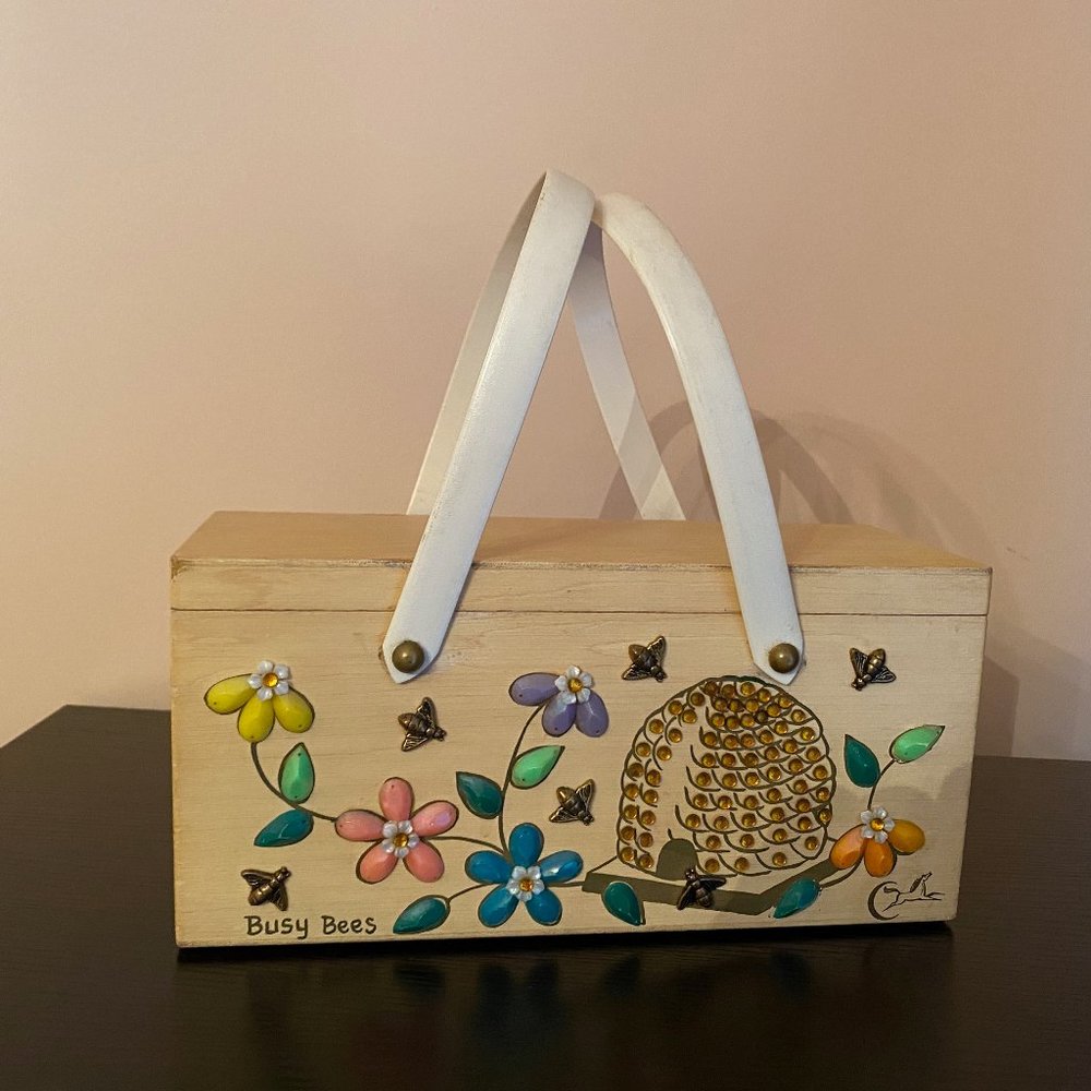 Enid Collins of Texas Busy Bee Box Purse